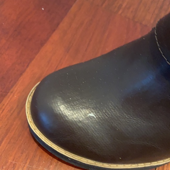 Nine West Heeled Brown boots with buckled detailing. Size 9M in Good Condition - Picture 6 of 7